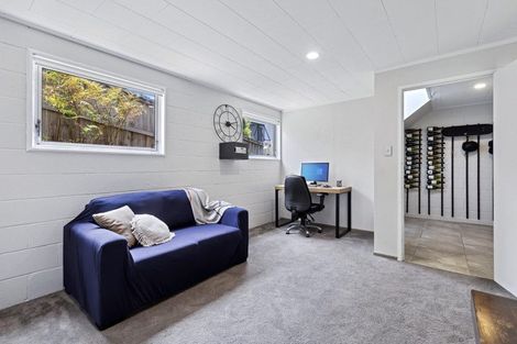 Photo of property in 61 Carlisle Road, Torbay, Auckland, 0630
