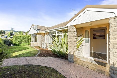 Photo of property in 10 Tiromoana Road, Raumati South, Paraparaumu, 5032