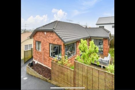 Photo of property in 2/10 Ridge Road, Howick, Auckland, 2014