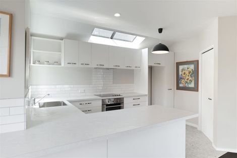 Photo of property in 30 Gilmour Terrace, Lyttelton, 8082