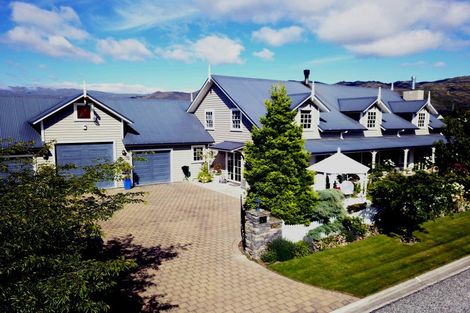 Photo of property in 30 Chandler Crescent, Clyde, 9330