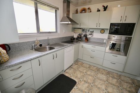 Photo of property in 43 Waerenga Road, Te Kauwhata, 3710