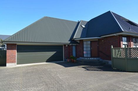 Photo of property in 77 Gala Street, Queens Park, Invercargill, 9810