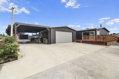 Photo of property in 18 Athenree Road, Athenree, Katikati, 3177