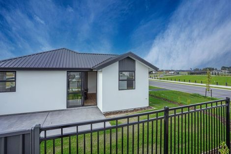 Photo of property in 28 Drylands Drive, Rolleston, 7614