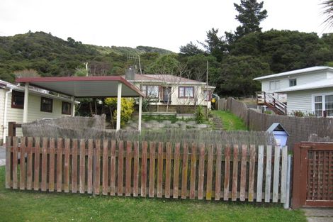 Photo of property in 15 Karaka Street, Wainuiomata, Lower Hutt, 5014