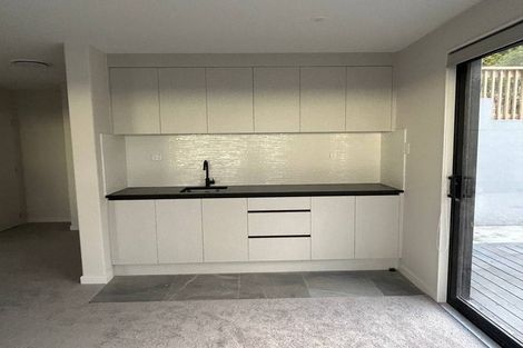 Photo of property in 41b Gracechurch Drive, Flat Bush, Auckland, 2016