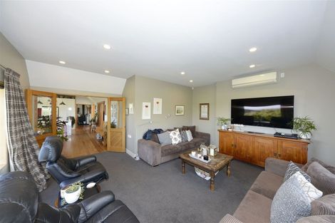 Photo of property in 5 Rhodesvale Terrace, Cashmere, Christchurch, 8022