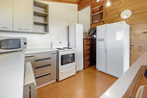 Photo of property in 19 Endymion Place, Half Moon Bay, Auckland, 2012