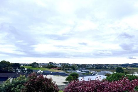 Photo of property in 3 Weka Close, Red Beach, 0932