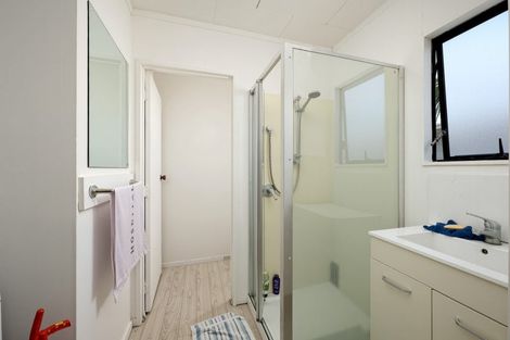 Photo of property in 52 Robertson Road, Favona, Auckland, 2024