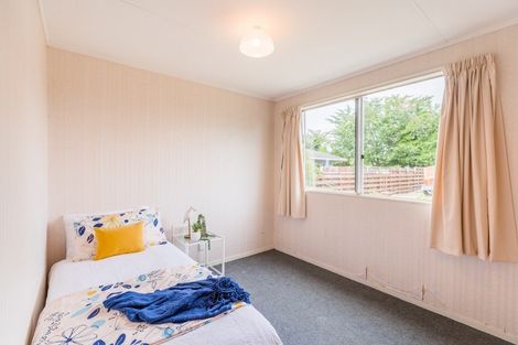 Photo of property in 9 Cypress Grove, Paraparaumu, 5032