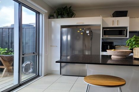 Photo of property in 24 Station Street, Hobsonville, Auckland, 0616