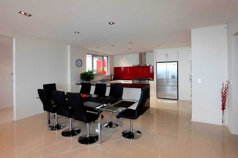 Photo of property in 132 Glenstrae Road, Redcliffs, Christchurch, 8081