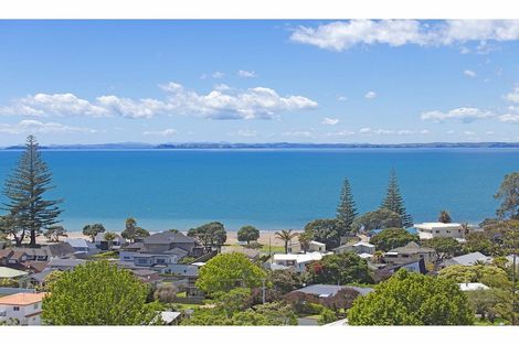 Photo of property in 12 Cochrane Avenue, Arkles Bay, Whangaparaoa, 0932