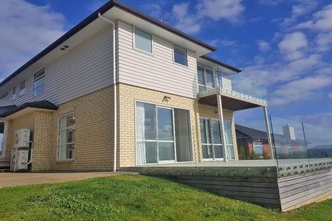 Photo of property in 12 Butler Stoney Crescent, Silverdale, 0932