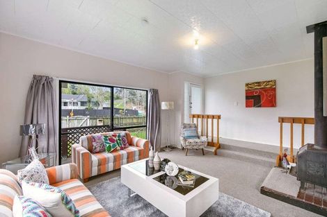 Photo of property in 2 Duckworth Road, Papakura, 2110