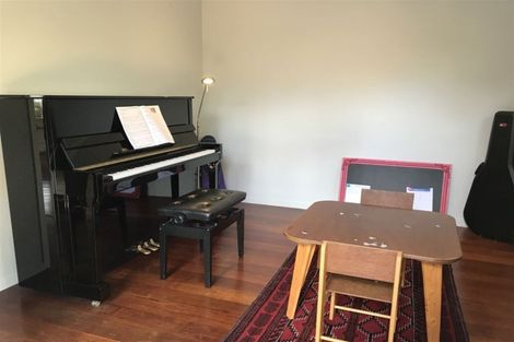 Photo of property in 11 Lismore Way, Oteha, Auckland, 0632