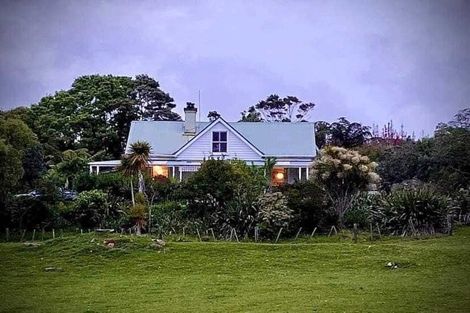 Photo of property in 402 Waipu Caves Road, Waipu, Whangarei, 0178