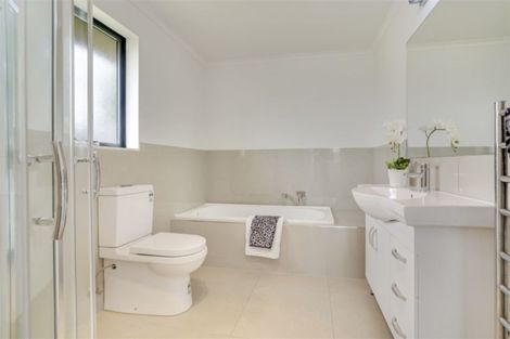 Photo of property in 7 Clewer Lane, Flagstaff, Hamilton, 3210