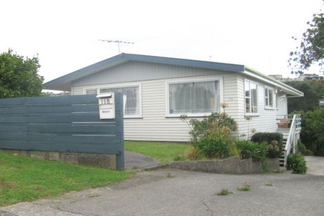 Photo of property in 118 Dowse Drive, Maungaraki, Lower Hutt, 5010