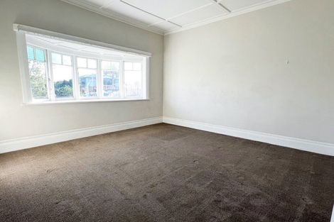 Photo of property in 82 Walmsley Road, Otahuhu, Auckland, 1062