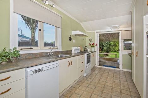 Photo of property in 8 Bernard Street, Avenues, Whangarei, 0110