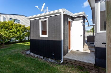 Photo of property in 104 Riverview Road, Whangamata, 3620