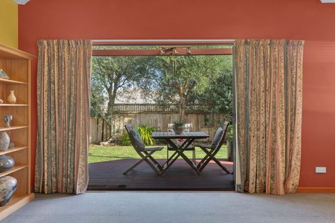 Photo of property in 42 Ayrshire Drive, Grandview Heights, Hamilton, 3200