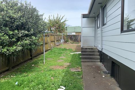 Photo of property in 1/10 Taitimu Drive, Weymouth, Auckland, 2103