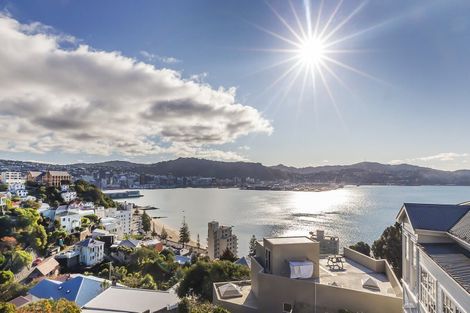 Photo of property in Alto Apartments, 2a/22 Telford Terrace, Oriental Bay, Wellington, 6011