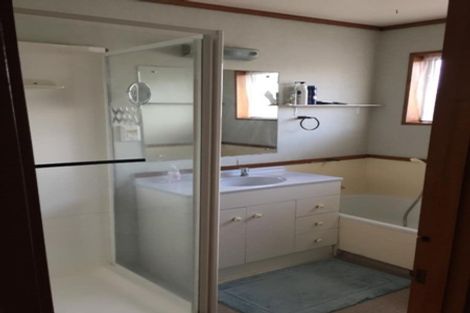 Photo of property in 15c Beresford Street, Pukekohe, 2120