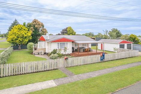 Photo of property in 18 Suther Street, Waverley, 4510