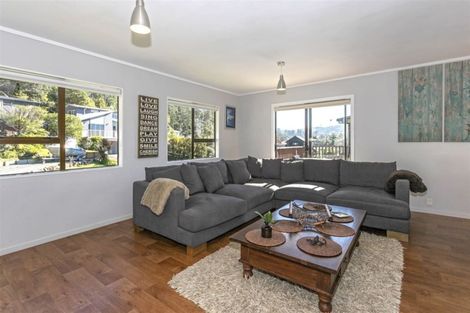 Photo of property in 6 Ailsa Place, Tairua, 3508