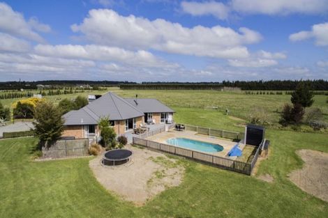 Photo of property in 866 Harewood Road, Eyrewell, Rangiora, 7476