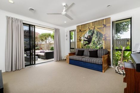 Photo of property in 9 Beachmere Place, Papamoa Beach, Papamoa, 3118