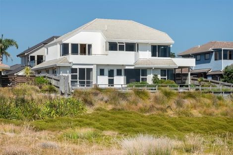 Photo of property in 437a Oceanbeach Road, Mount Maunganui, 3116