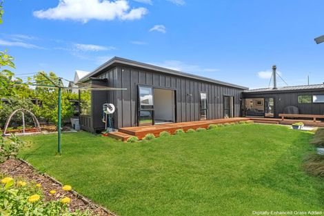 Photo of property in 30 Park Terrace, Waikuku Beach, 7473
