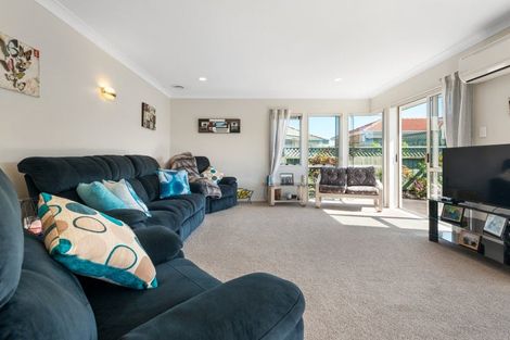 Photo of property in 28 Ngahere Street, Otumoetai, Tauranga, 3110