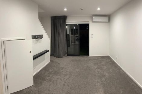 Photo of property in 3/22 Yeovil Road, Te Atatu Peninsula, Auckland, 0610