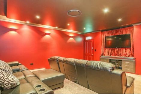 Photo of property in 1 Lindis Place, Poraiti, Napier, 4112