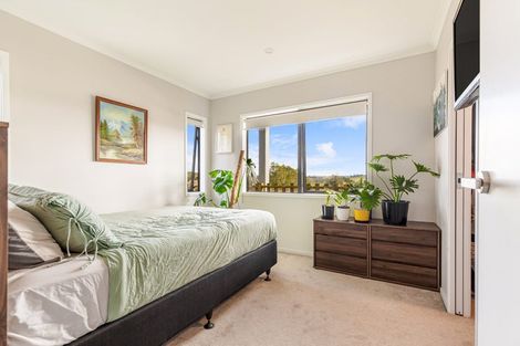 Photo of property in 24 Pukewhero Rise, Westgate, Auckland, 0614