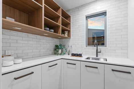 Photo of property in 32 Timara Crescent, Marshland, Christchurch, 8083