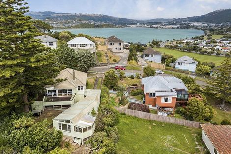Photo of property in 15 Spur Grove, Titahi Bay, Porirua, 5022