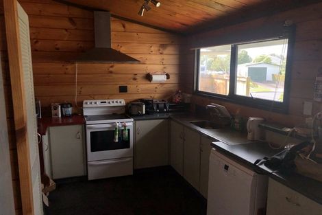 Photo of property in 3 Maralyn Place, Bell Block, New Plymouth, 4312