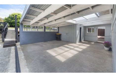 Photo of property in 20 Heatherlea Heights, Feilding, 4702