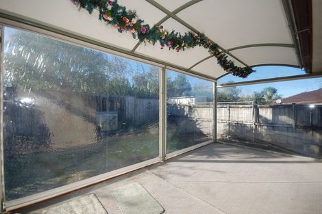 Photo of property in 23 Ironstone Place, Randwick Park, Auckland, 2105