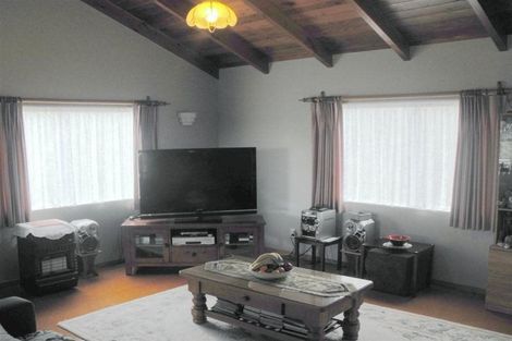 Photo of property in 36 Rewa Rewa Valley, Tairua, 3508