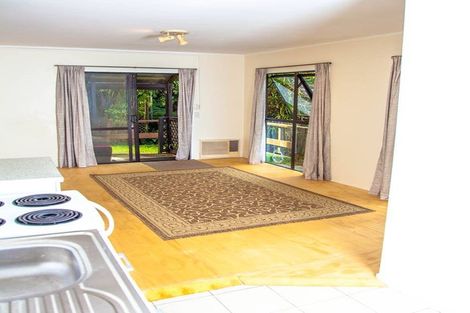 Photo of property in 23 Pluto Place, Beach Haven, Auckland, 0626