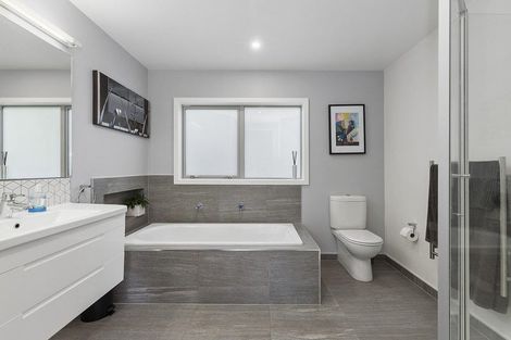 Photo of property in 405b Karori Road, Karori, Wellington, 6012